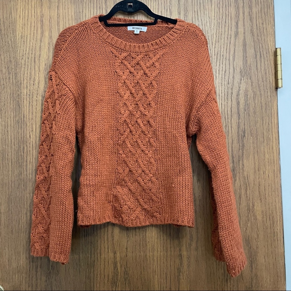 BB Dakota burnt orange sweater size medium